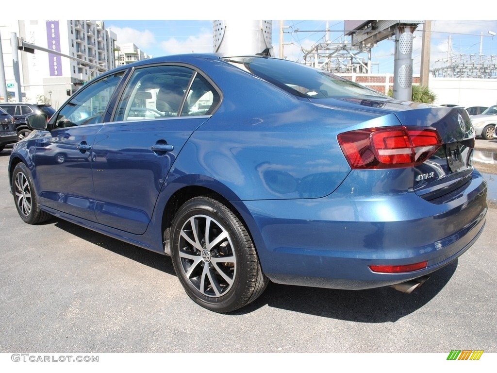 2017 Jetta SE - Silk Blue Metallic / Titan Black photo #7