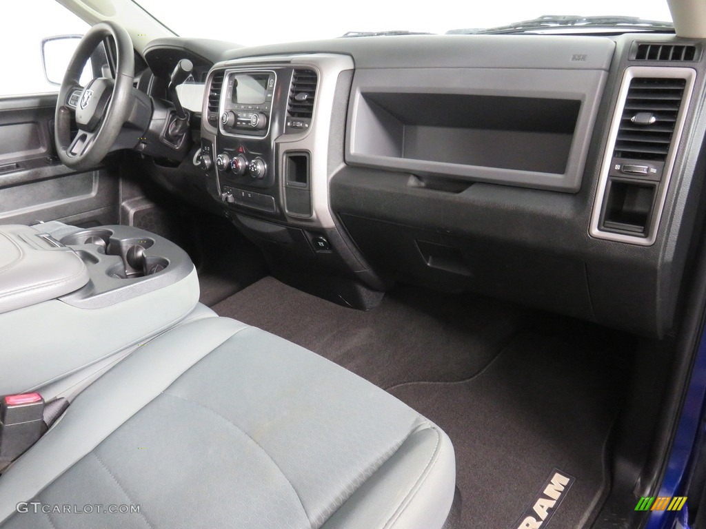 2014 1500 Express Quad Cab 4x4 - Blue Streak Pearl Coat / Black/Diesel Gray photo #38