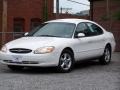 2001 Vibrant White Ford Taurus SES  photo #1