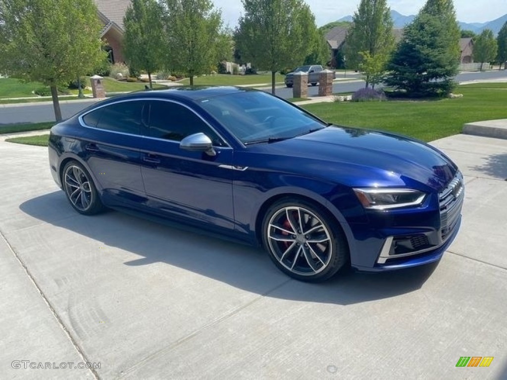 Navarra Blue Metallic 2018 Audi S5 Prestige Sportback Exterior Photo #139229063