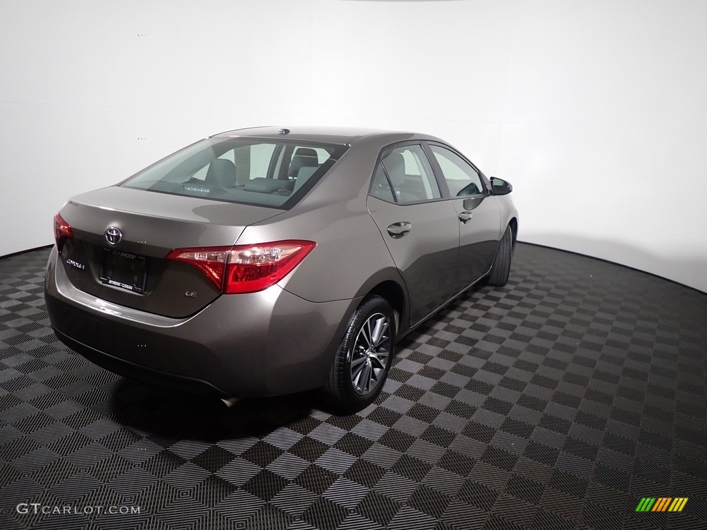 2017 Corolla LE - Falcon Gray Metallic / Black photo #6