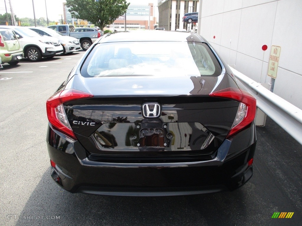 2018 Civic LX Sedan - Burgundy Night Pearl / Gray photo #4