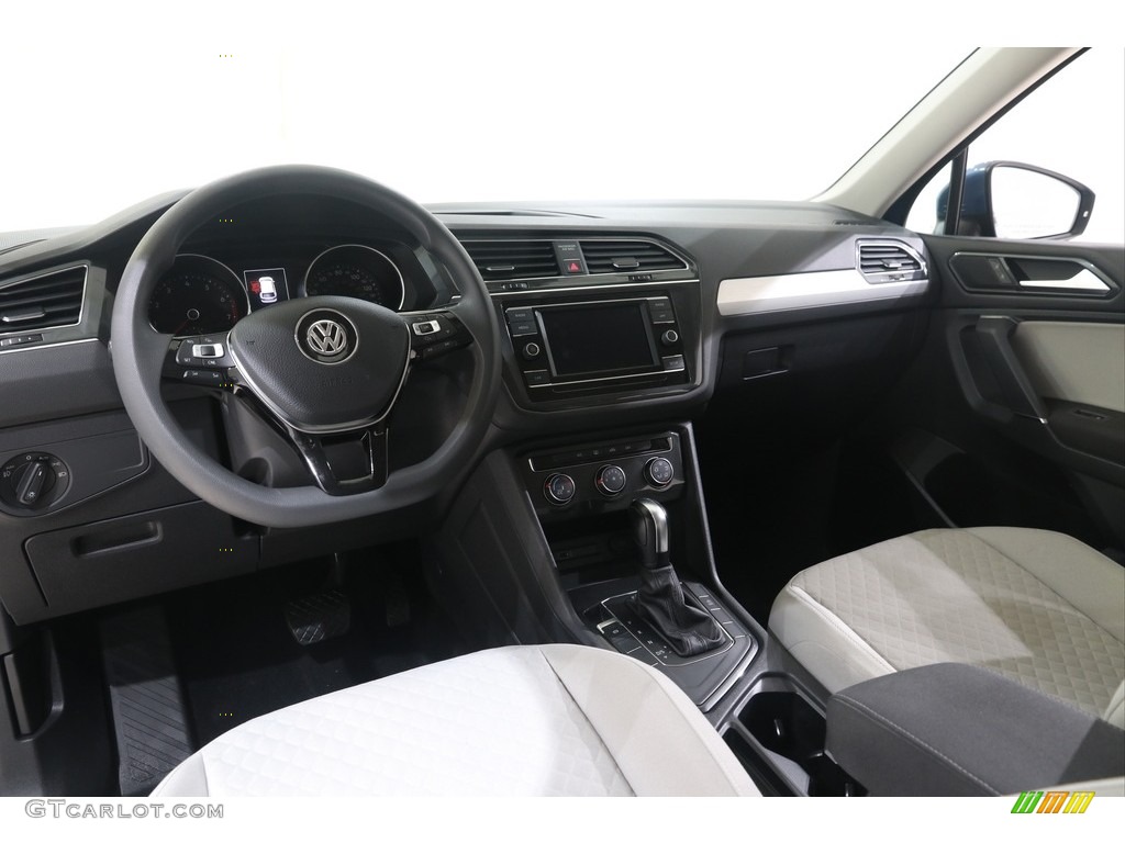 2018 Volkswagen Tiguan S Storm Gray Dashboard Photo #139230636