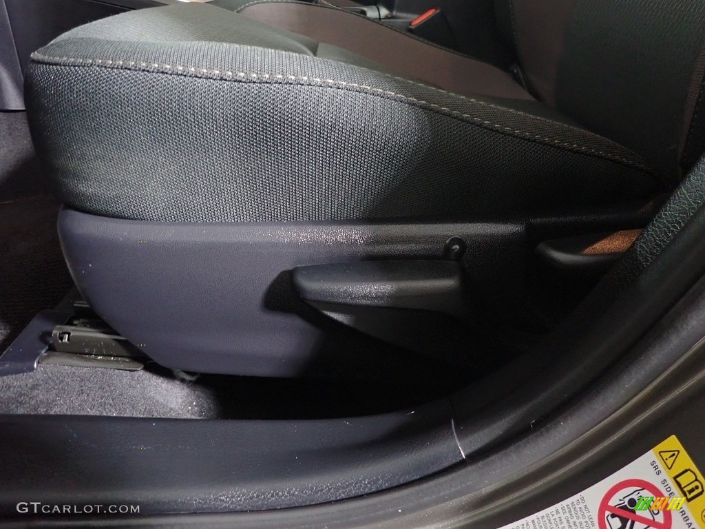 2017 Corolla LE - Falcon Gray Metallic / Black photo #26