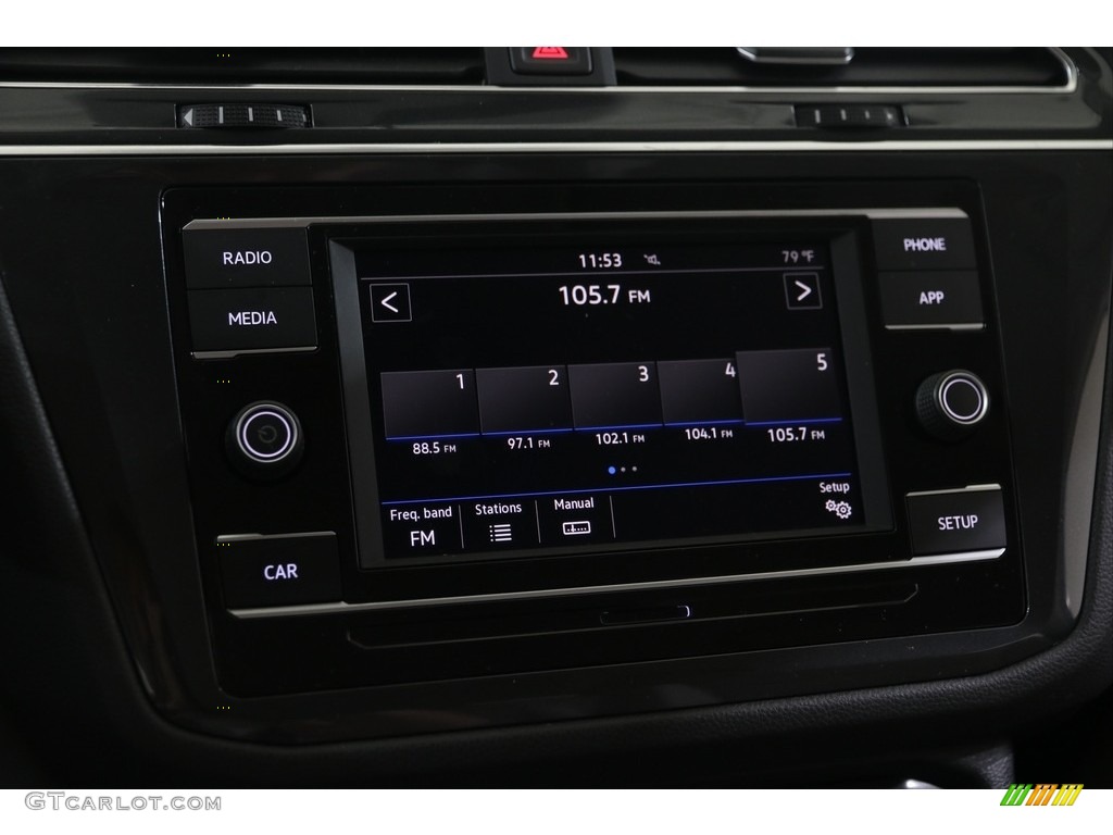 2018 Volkswagen Tiguan S Audio System Photos