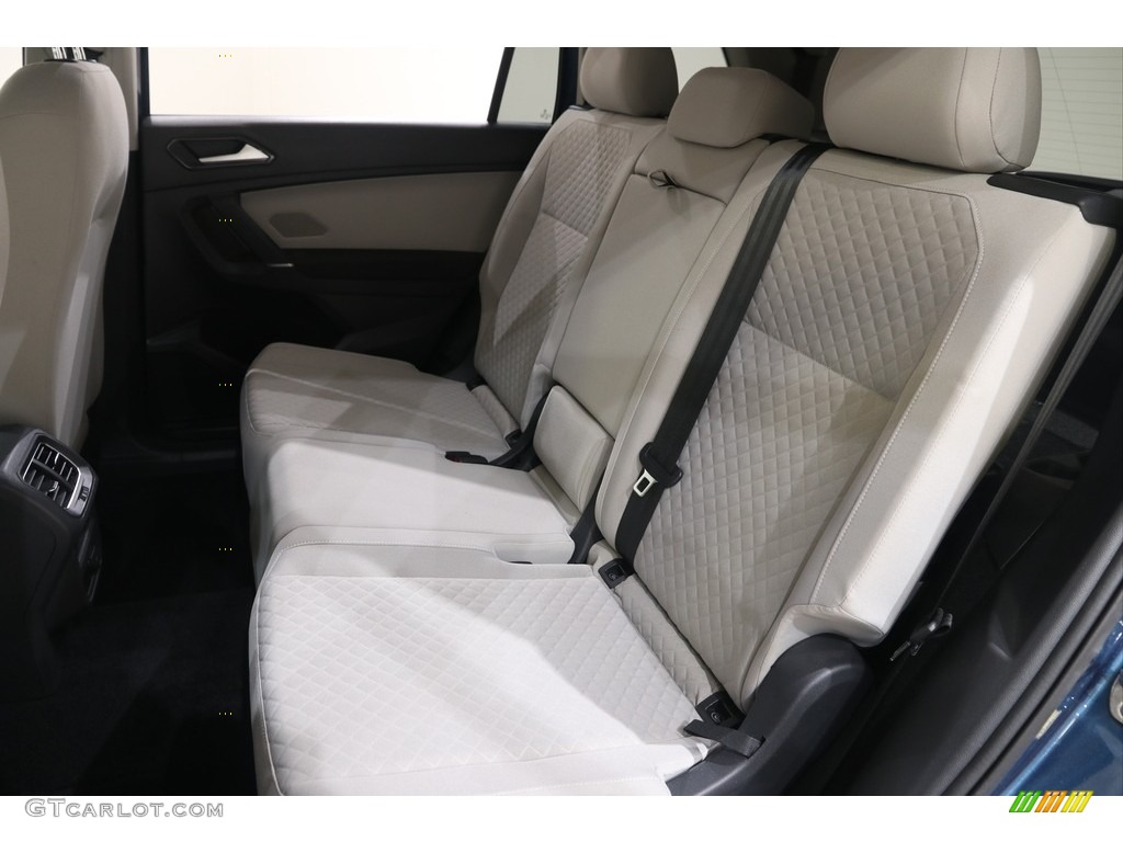 2018 Volkswagen Tiguan S Rear Seat Photo #139230896