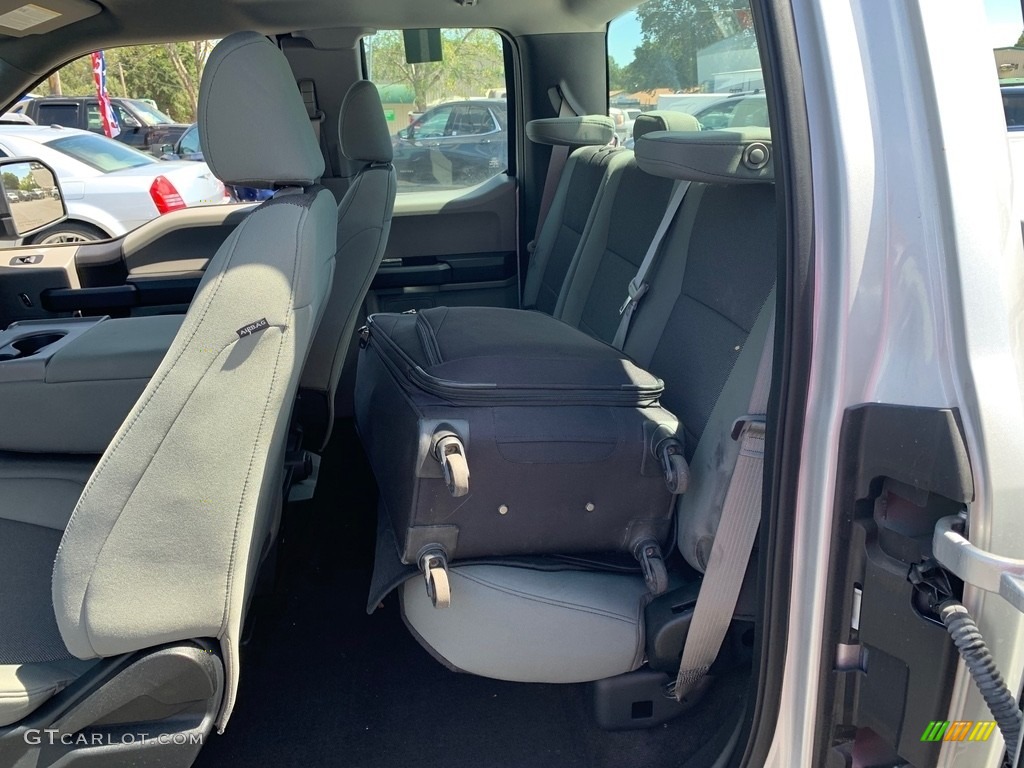 2018 F150 XL SuperCab 4x4 - Ingot Silver / Earth Gray photo #11