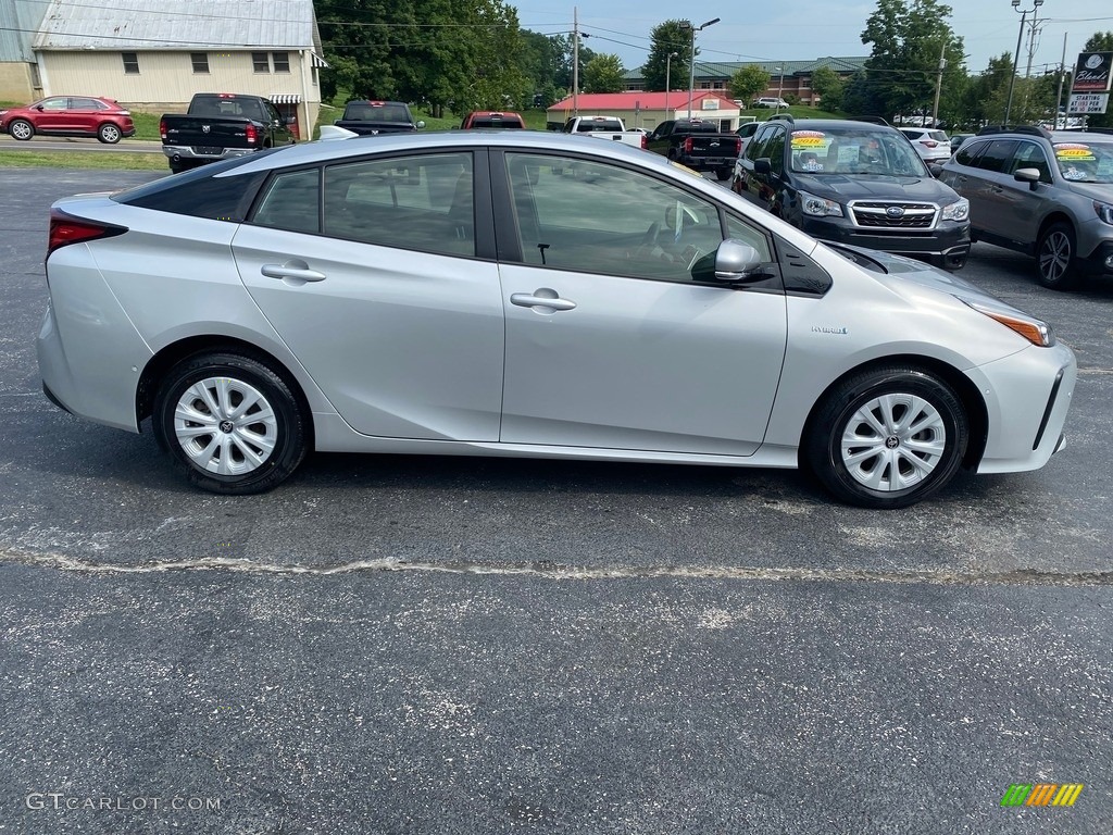 Classic Silver Metallic 2019 Toyota Prius L Eco Exterior Photo #139233000
