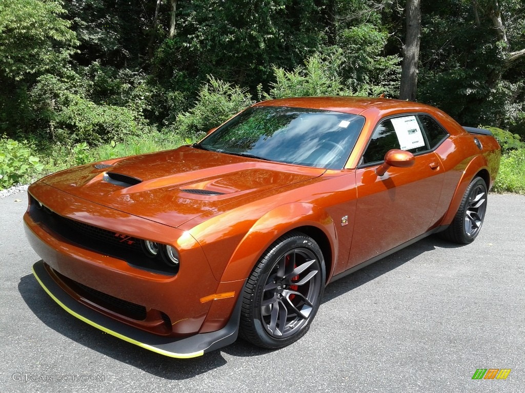 Sinamon Stick 2020 Dodge Challenger R/T Scat Pack Widebody Exterior Photo #139235378