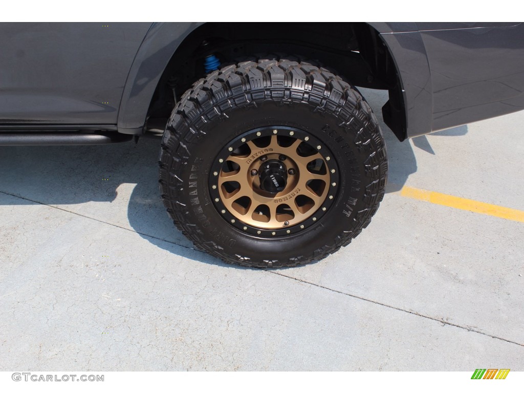 2018 4Runner TRD Off-Road 4x4 - Magnetic Gray Metallic / Black photo #6