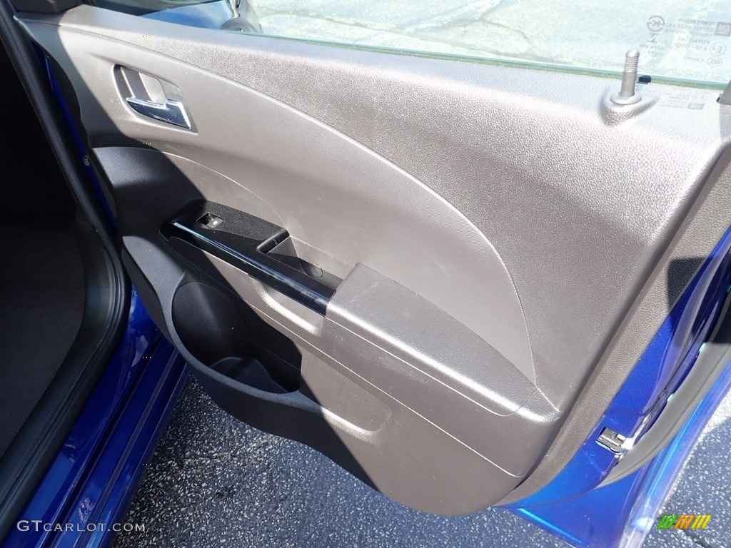 2014 Sonic RS Hatchback - Blue Topaz Metallic / RS Jet Black photo #17
