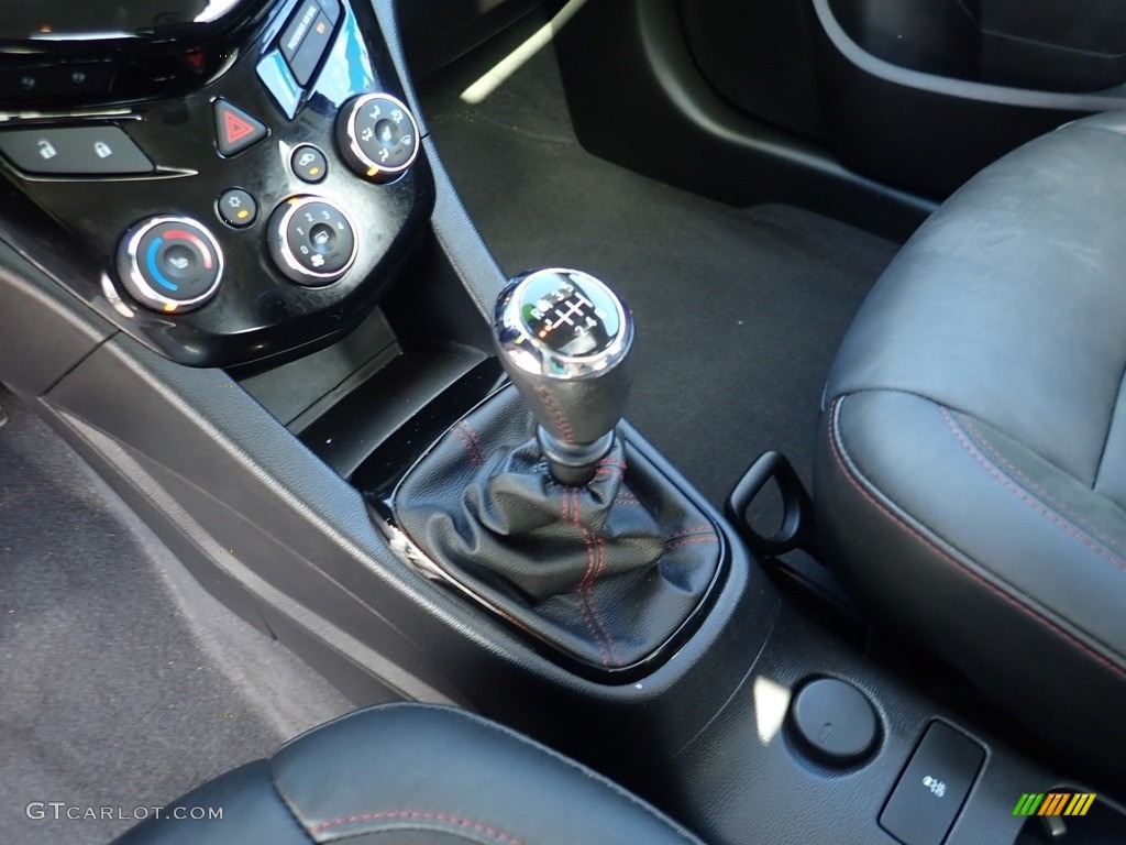 2014 Chevrolet Sonic RS Hatchback Transmission Photos