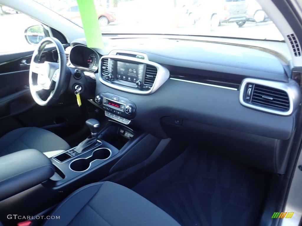 2019 Sorento LX AWD - Titanium Silver / Satin Black photo #16