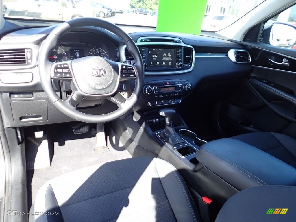2019 Sorento LX AWD - Titanium Silver / Satin Black photo #22