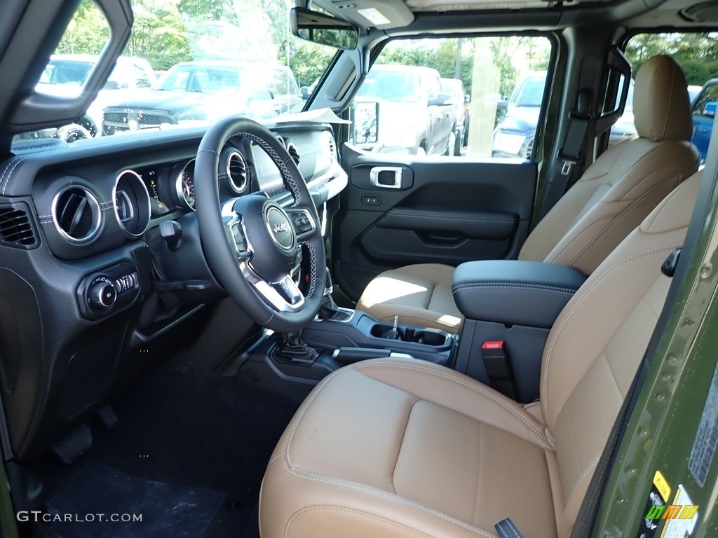 2020 Jeep Wrangler Unlimited Sahara 4x4 Front Seat Photo #139247959