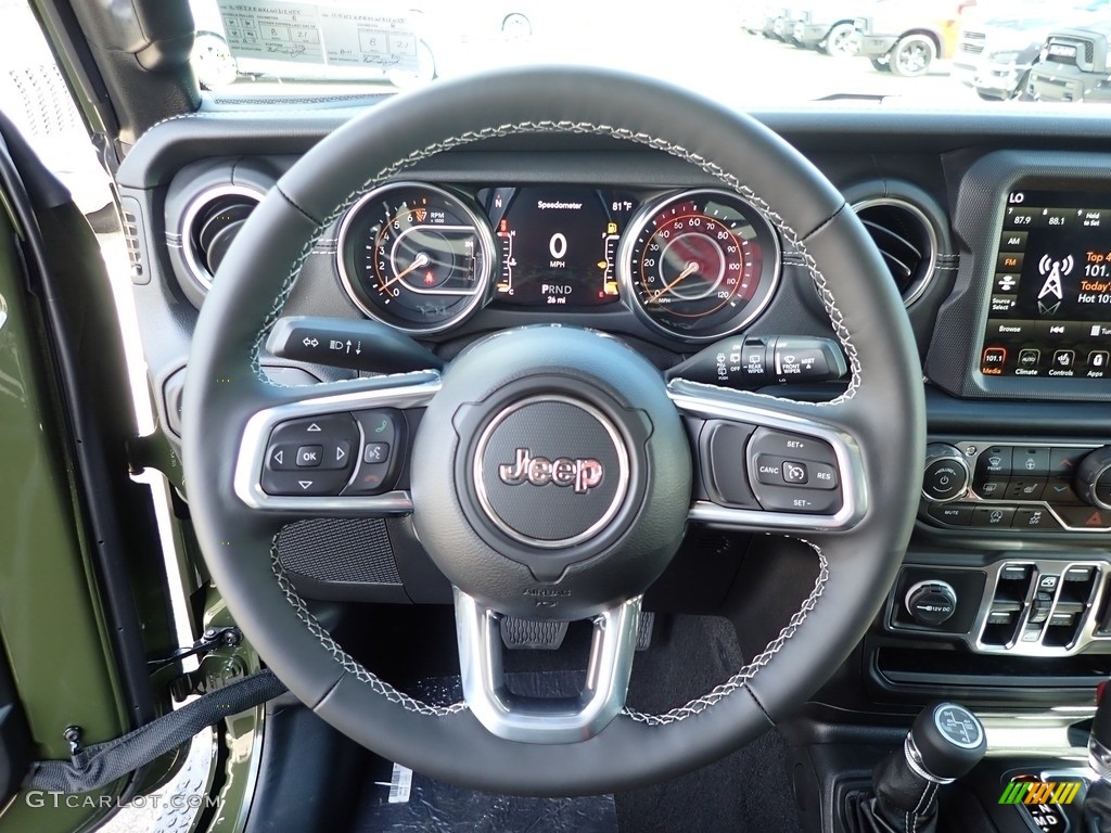 2020 Jeep Wrangler Unlimited Sahara 4x4 Dark Saddle/Black Steering Wheel Photo #139248046