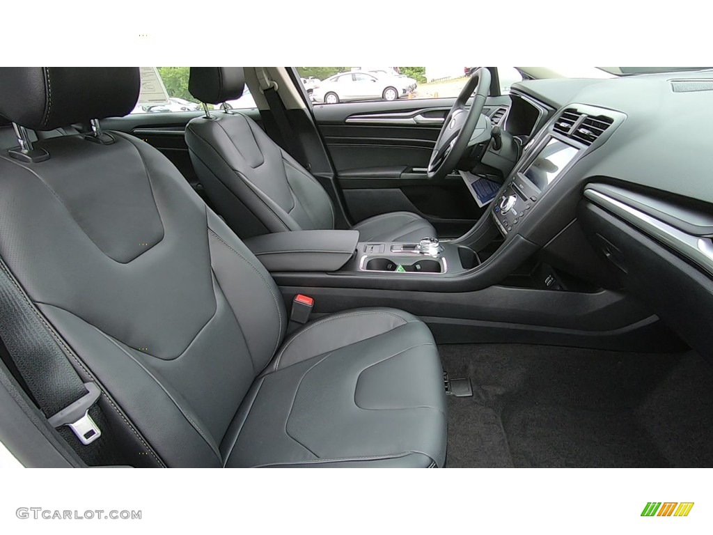 2020 Fusion Titanium - White Platinum / Ebony photo #25