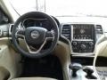 Bright White - Grand Cherokee Laredo 4x4 Photo No. 18