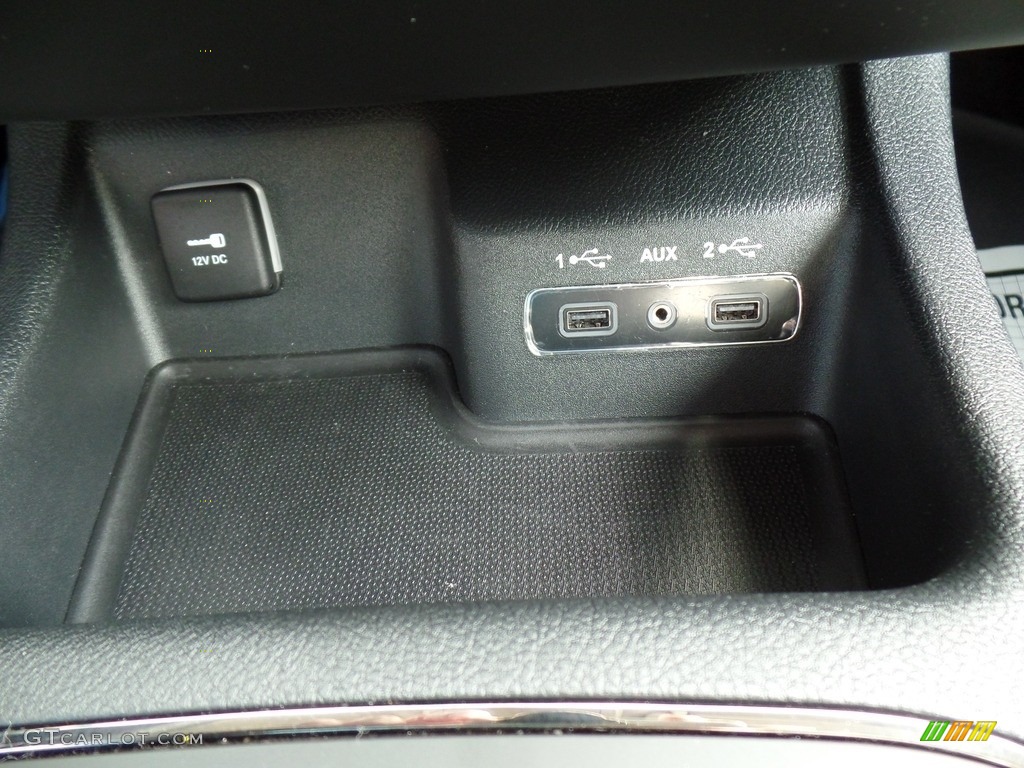 2018 Durango GT AWD - Vice White Tri-Coat Pearl / Black photo #33
