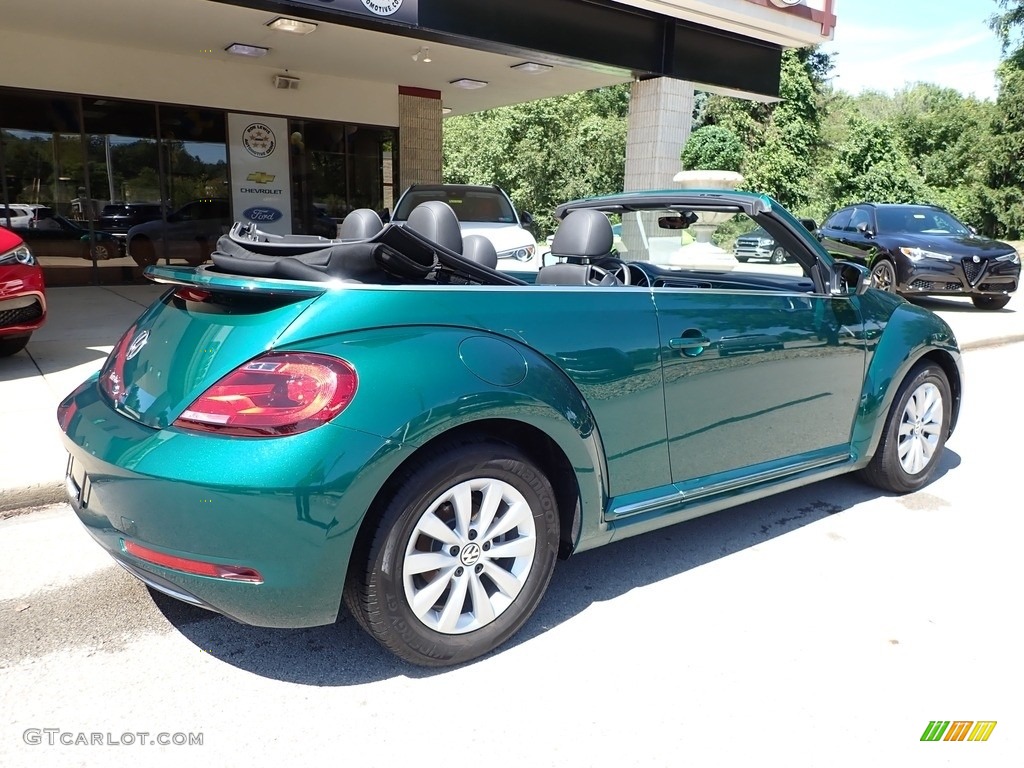 2017 Beetle 1.8T SE Convertible - Bottle Green Metallic / Dune Gray/Black photo #2