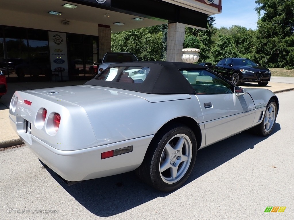 1996 Corvette Convertible - Sebring Silver Metallic / Red photo #2
