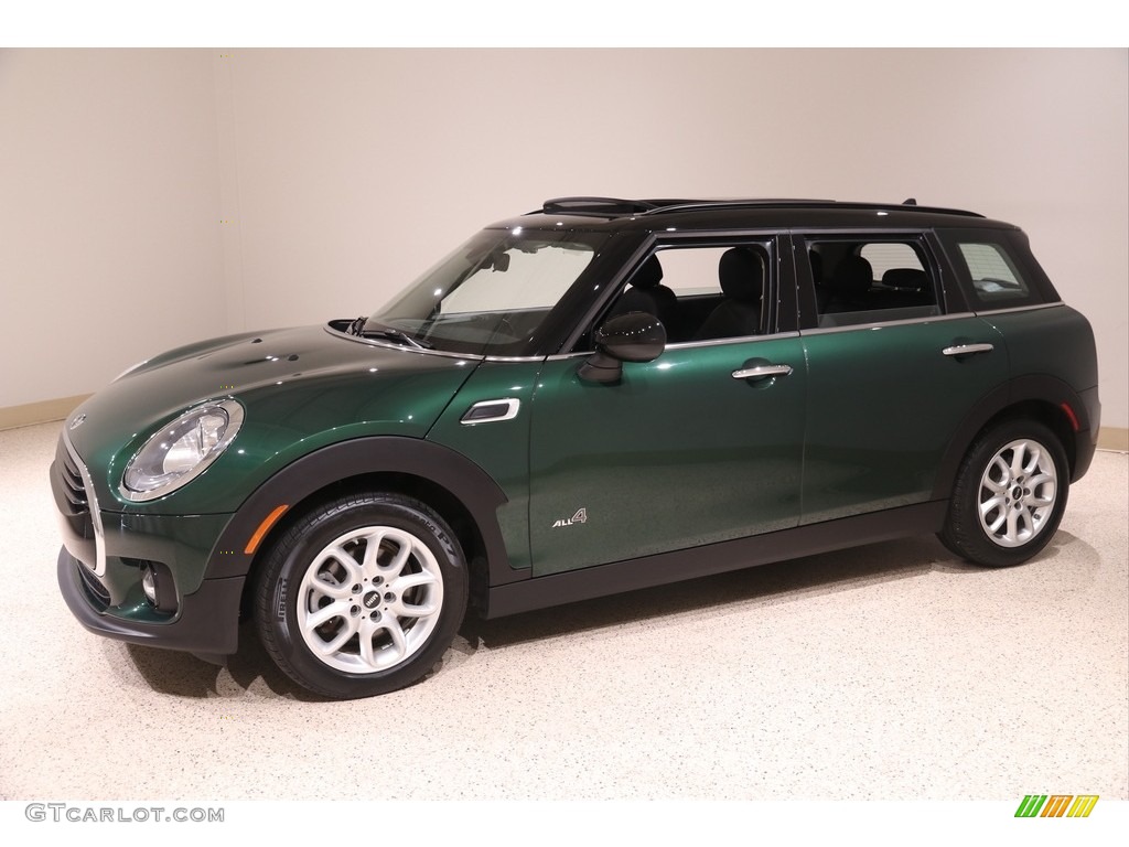 2017 Clubman Cooper ALL4 - British Racing Green II Metallic / Carbon Black photo #3