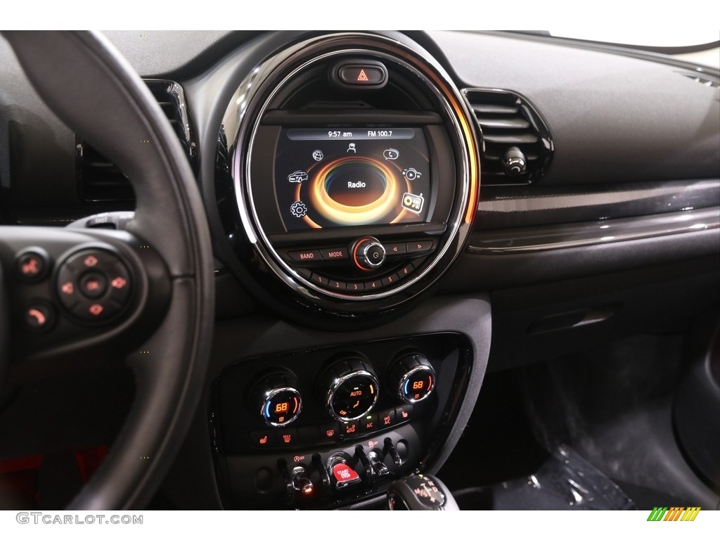 2017 Clubman Cooper ALL4 - British Racing Green II Metallic / Carbon Black photo #9