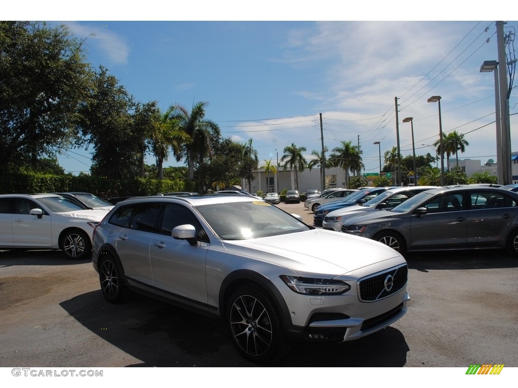 2018 V90 T6 AWD - Bright Silver Metallic / Charcoal photo #1