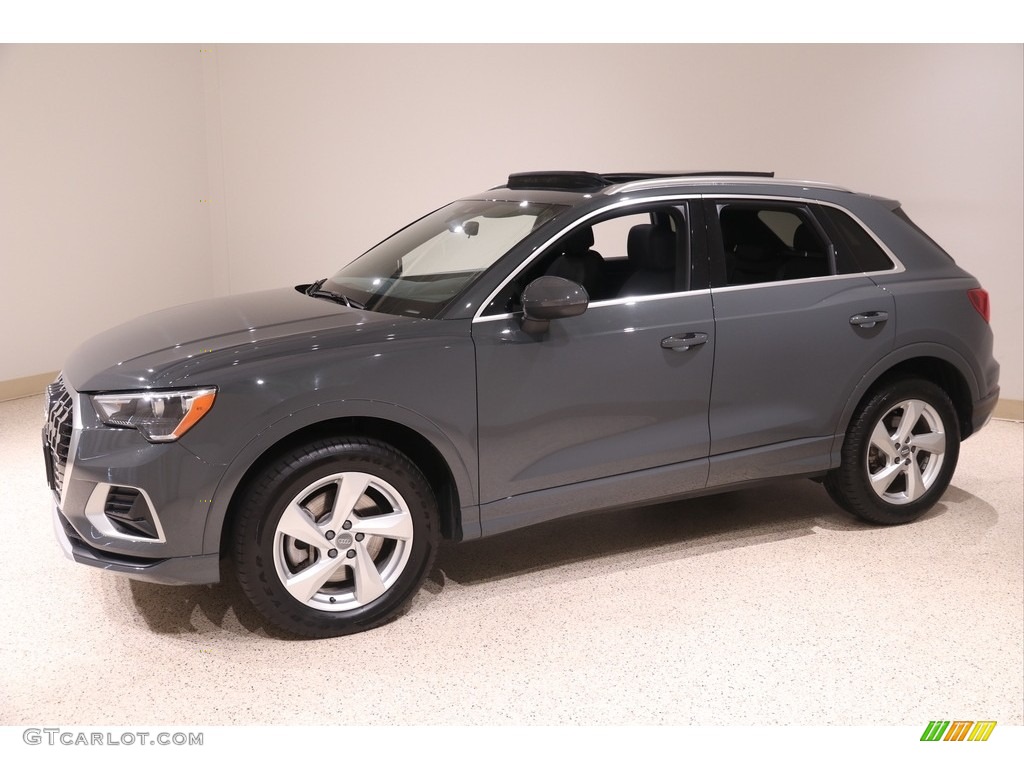 Nano Gray Metallic 2019 Audi Q3 Premium quattro Exterior Photo #139261979
