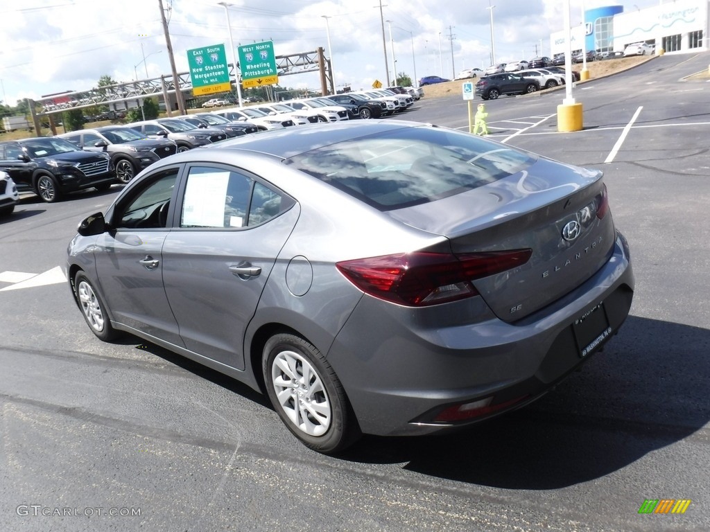 2019 Elantra SE - Machine Gray / Gray photo #7