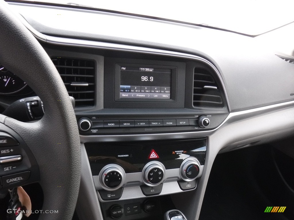 2019 Elantra SE - Machine Gray / Gray photo #17
