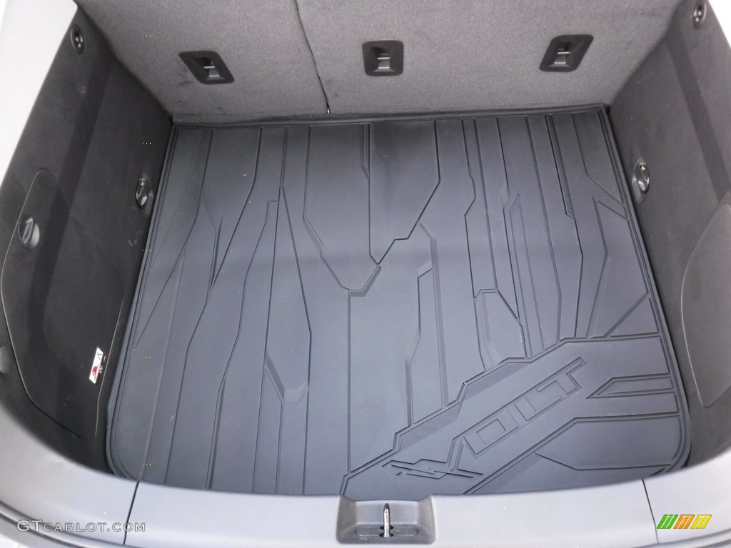 2017 Volt LT - Heather Gray Metallic / Jet Black/Jet Black photo #30