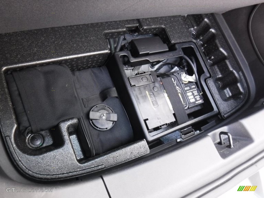 2017 Volt LT - Heather Gray Metallic / Jet Black/Jet Black photo #31