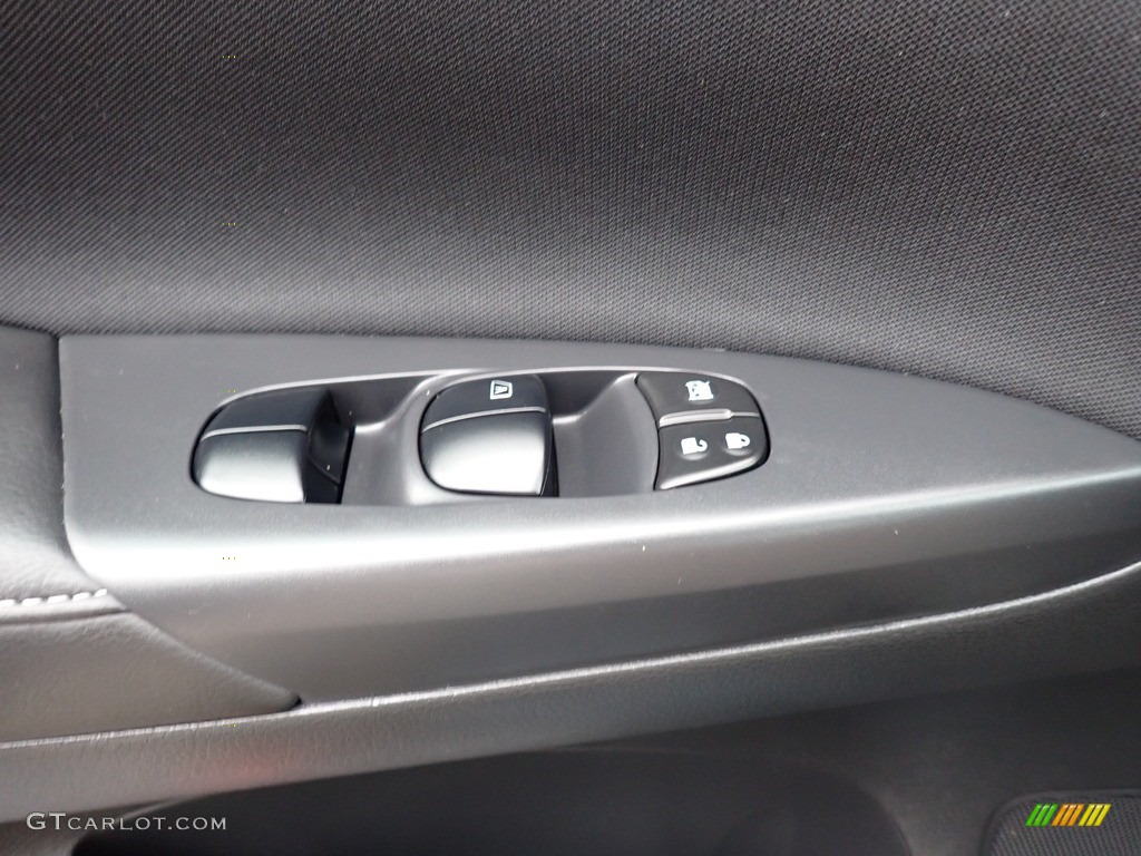 2016 Sentra SV - Graphite Blue / Charcoal photo #17