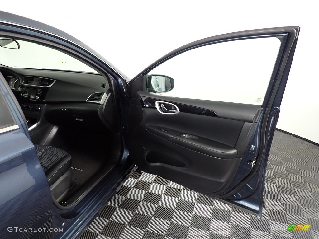 2016 Sentra SV - Graphite Blue / Charcoal photo #35