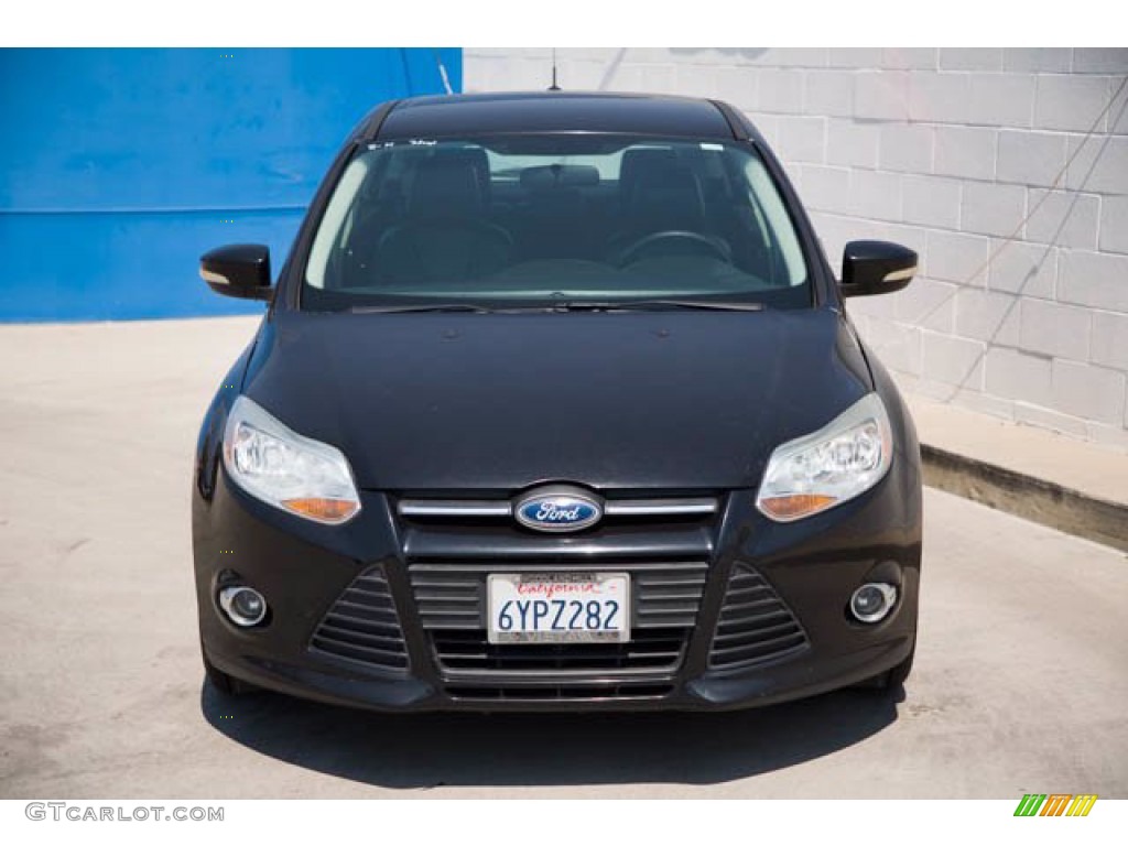 2013 Focus SE Hatchback - Tuxedo Black / Charcoal Black photo #7