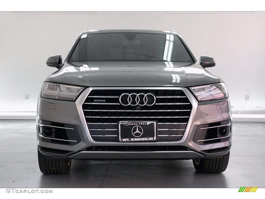 2017 Q7 3.0T quattro Prestige - Graphite Gray Metallic / Black photo #2