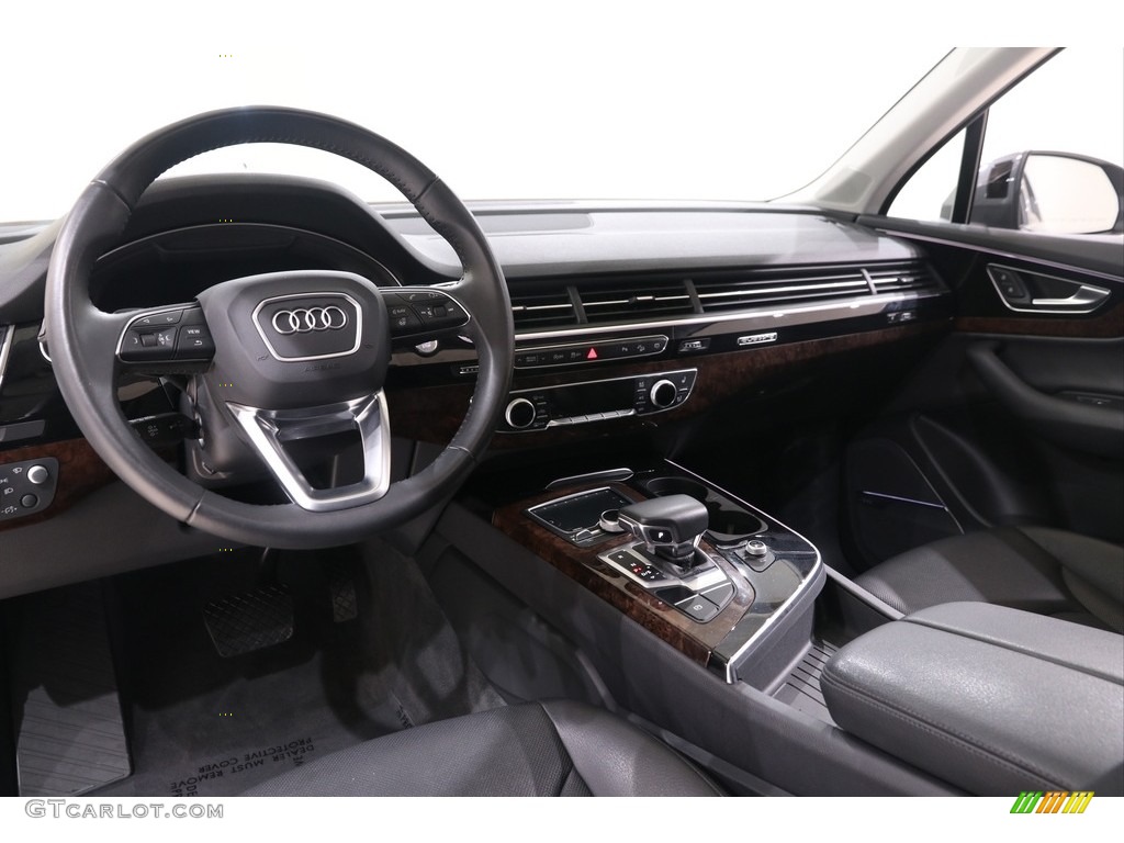 2018 Audi Q7 3.0 TFSI Prestige quattro Black Dashboard Photo #139274801