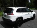 Bright White - Cherokee Altitude 4x4 Photo No. 6