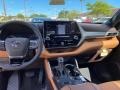 2020 Toyota Highlander Glazed Caramel Interior Dashboard Photo