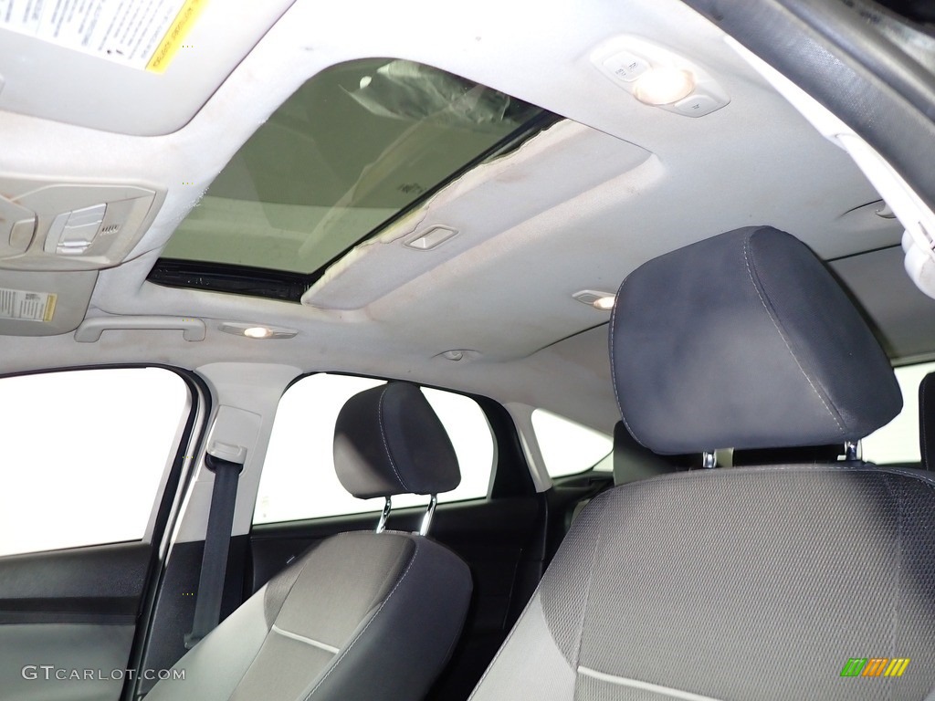 2014 Focus SE Hatchback - Tuxedo Black / Charcoal Black photo #33