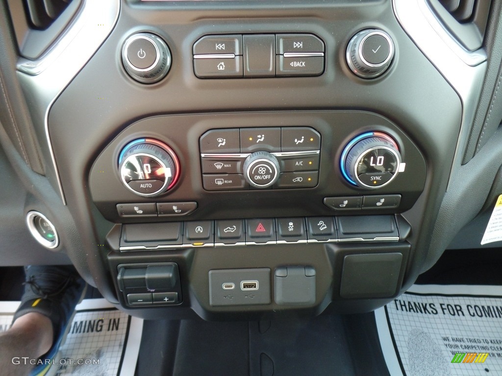 2020 Chevrolet Silverado 1500 LT Z71 Crew Cab 4x4 Controls Photo #139279943