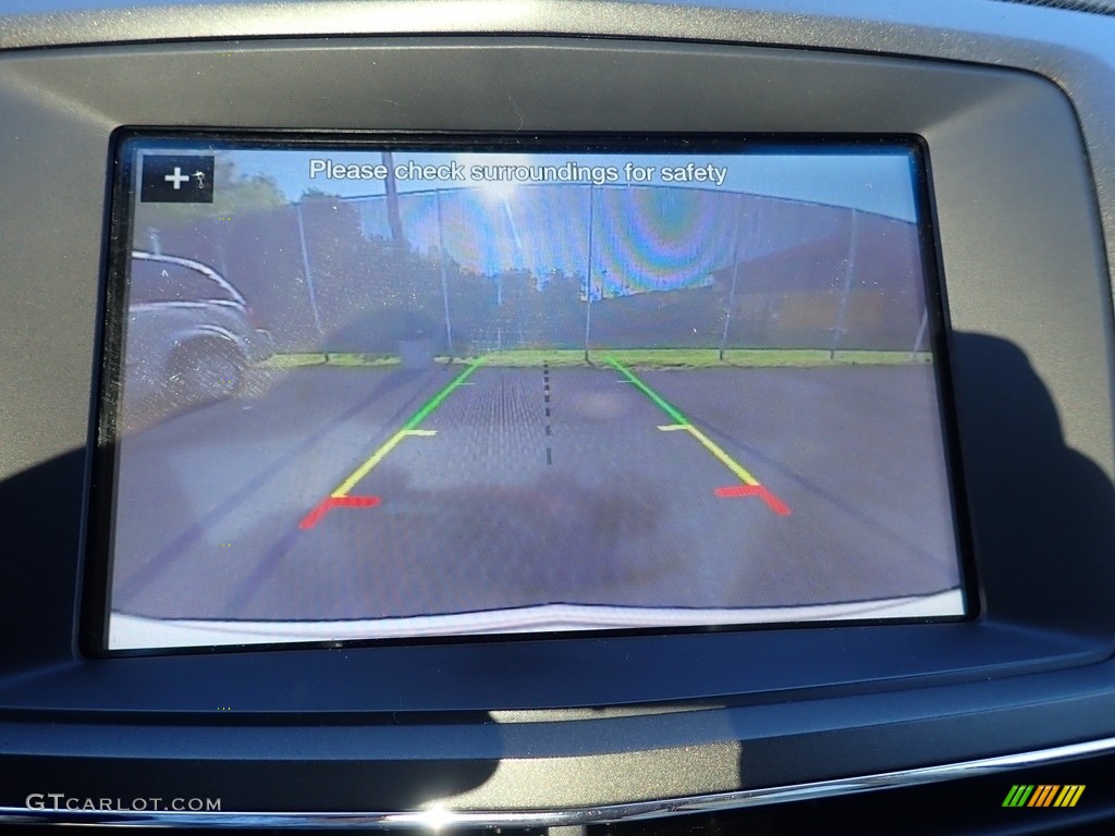 2017 Lincoln MKT Elite AWD Controls Photo #139280984