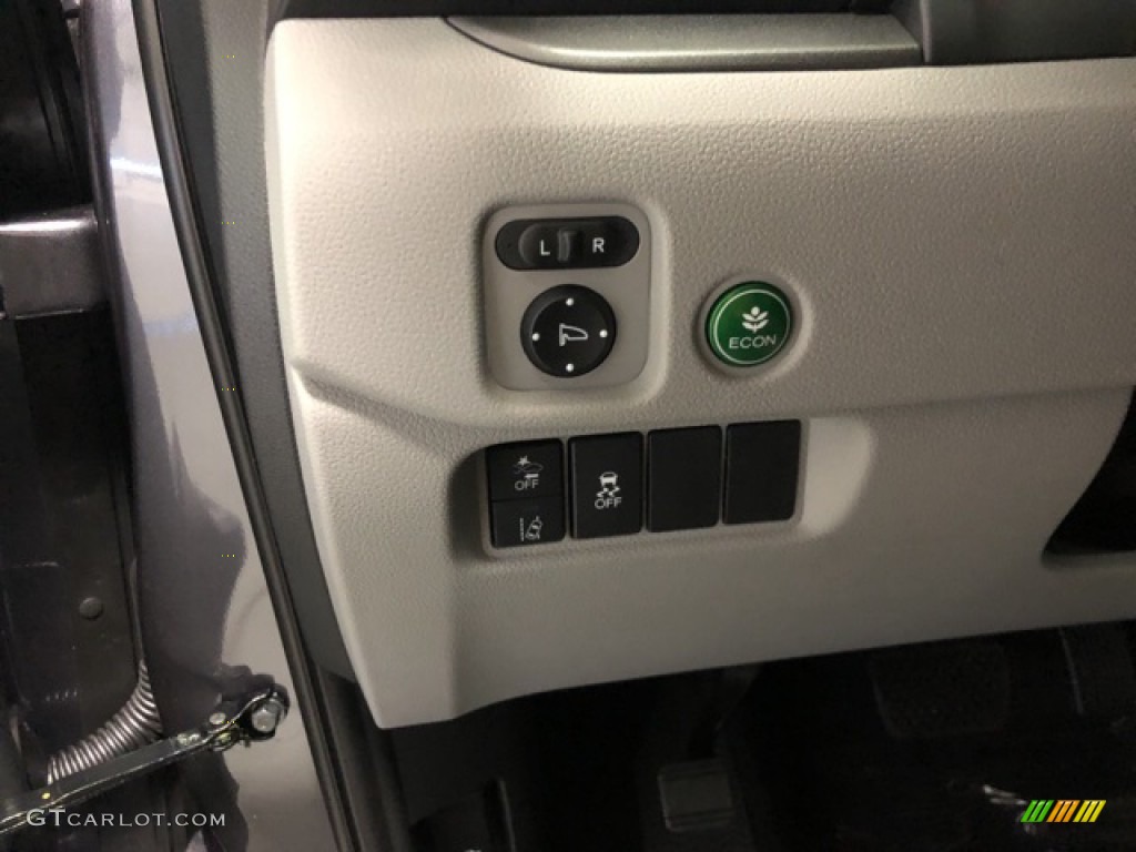 2021 Pilot LX AWD - Modern Steel Metallic / Gray photo #6
