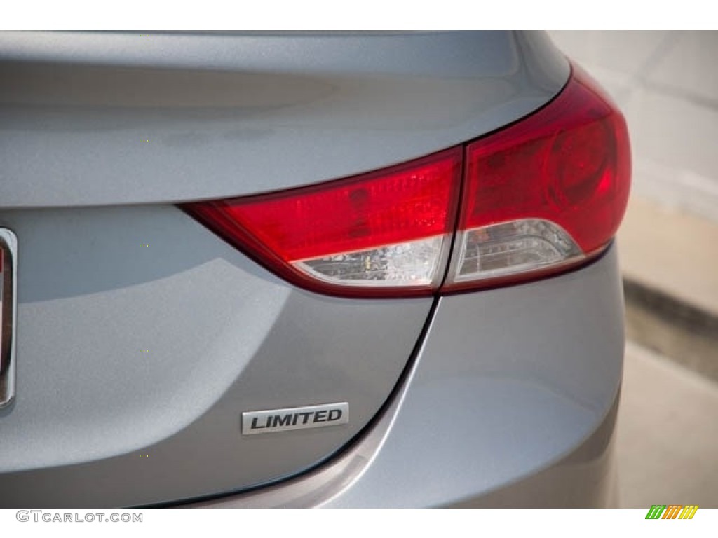 2012 Elantra Limited - Titanium Gray Metallic / Gray photo #11