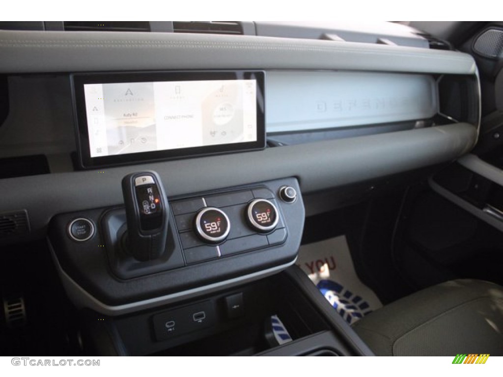 2020 Land Rover Defender 110 SE Controls Photo #139286589