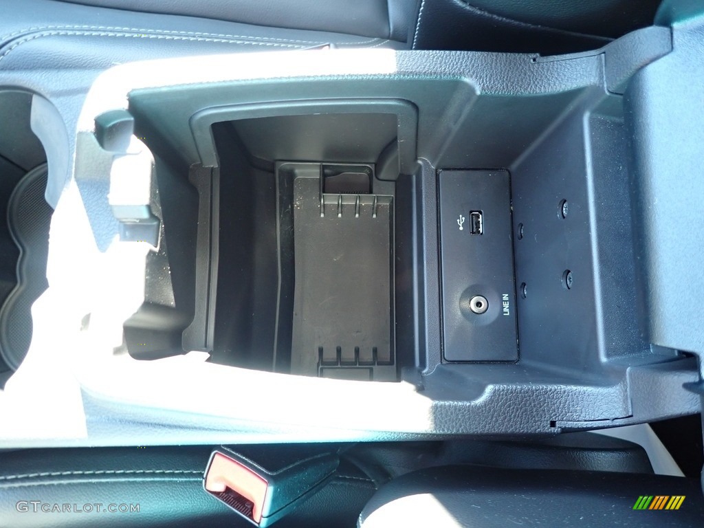 2014 Focus SE Hatchback - Ruby Red / Charcoal Black photo #29