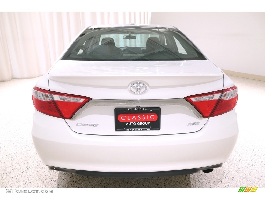 2015 Camry XSE - Blizzard Pearl White / Black photo #22