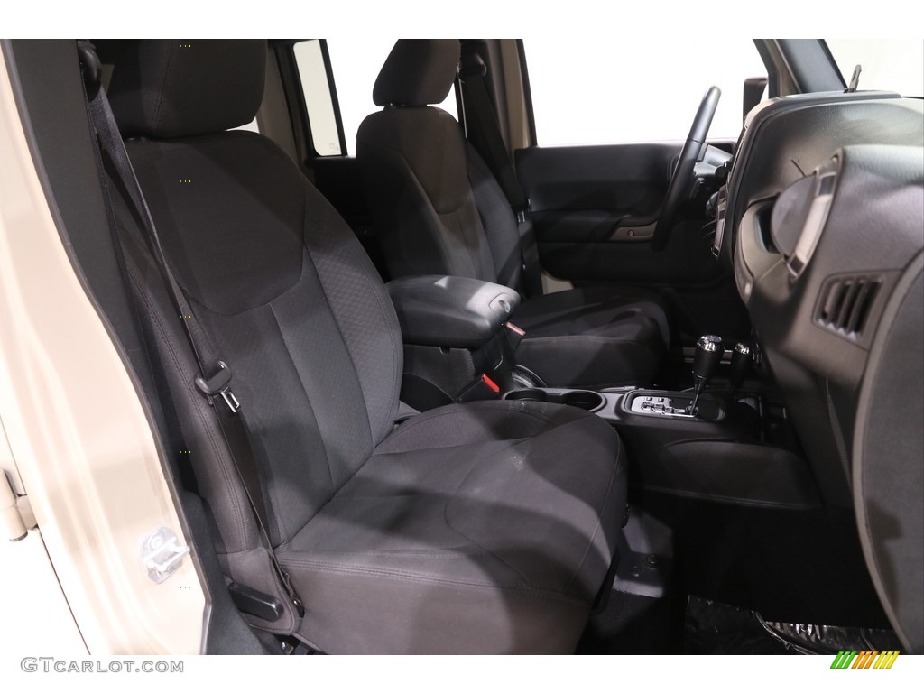 2017 Wrangler Unlimited Sport 4x4 - Gobi / Black photo #13