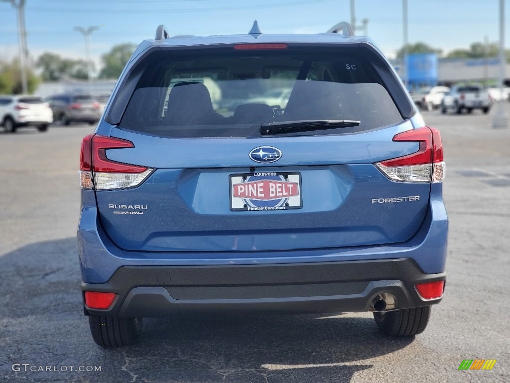 2020 Forester 2.5i Premium - Horizon Blue Pearl / Gray photo #5